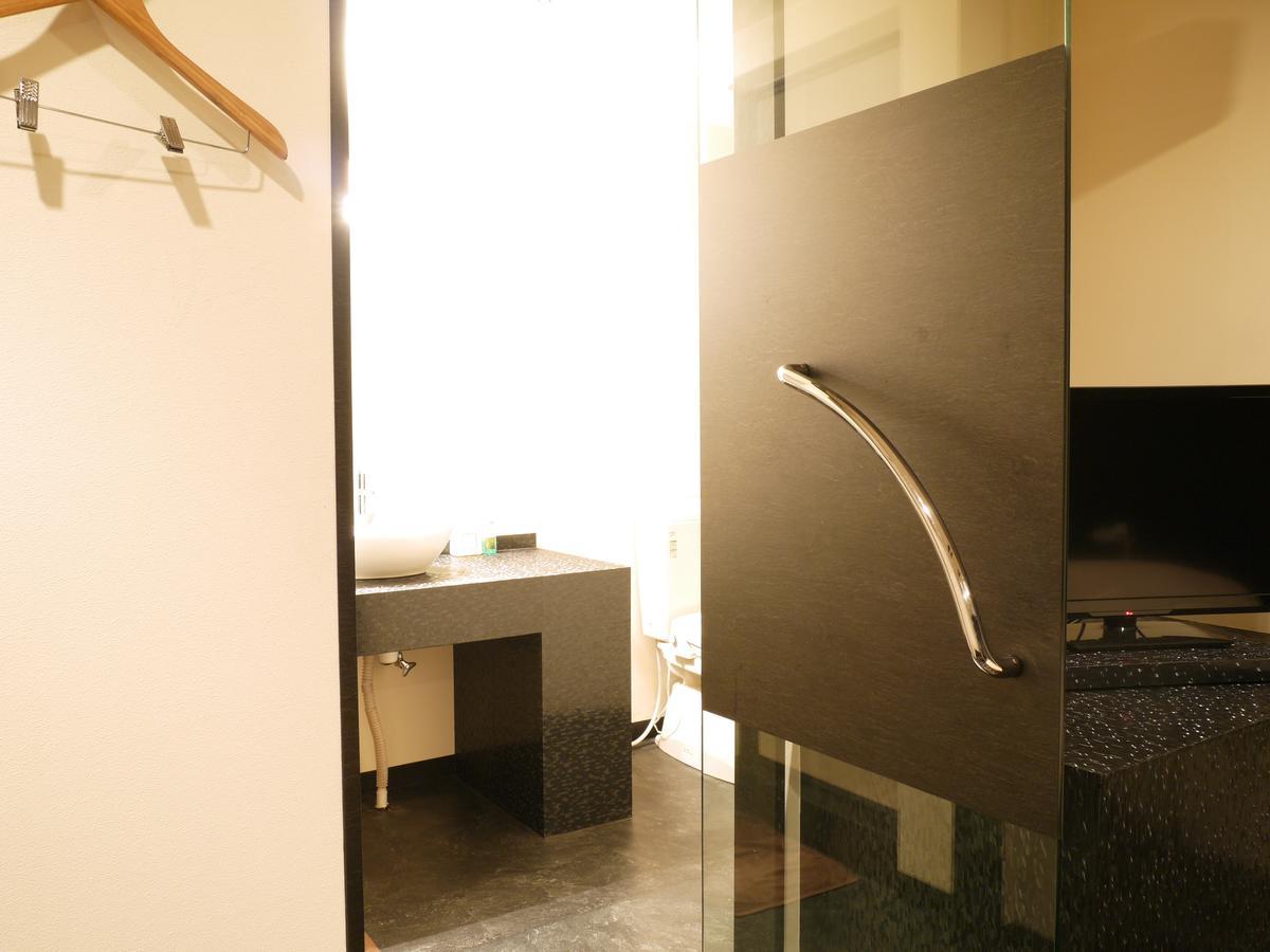 Hotel Hills Ōsaka Exterior foto